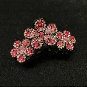 Brand New. Beautiful hair clip with rhinestones.